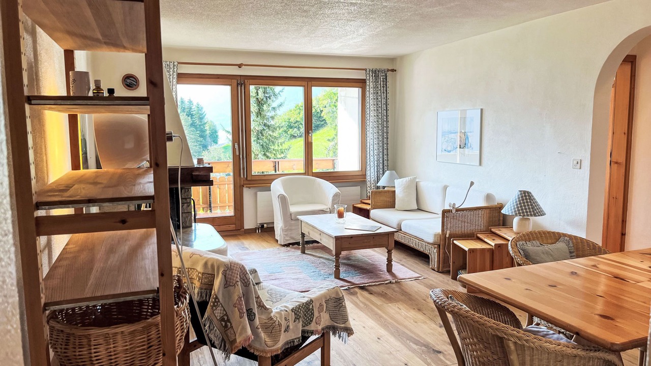 Photo of Livingroom in Salouf