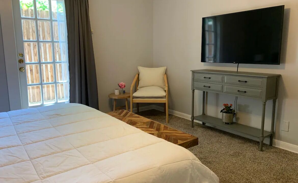 Photo of Bedroom in Olmos Park