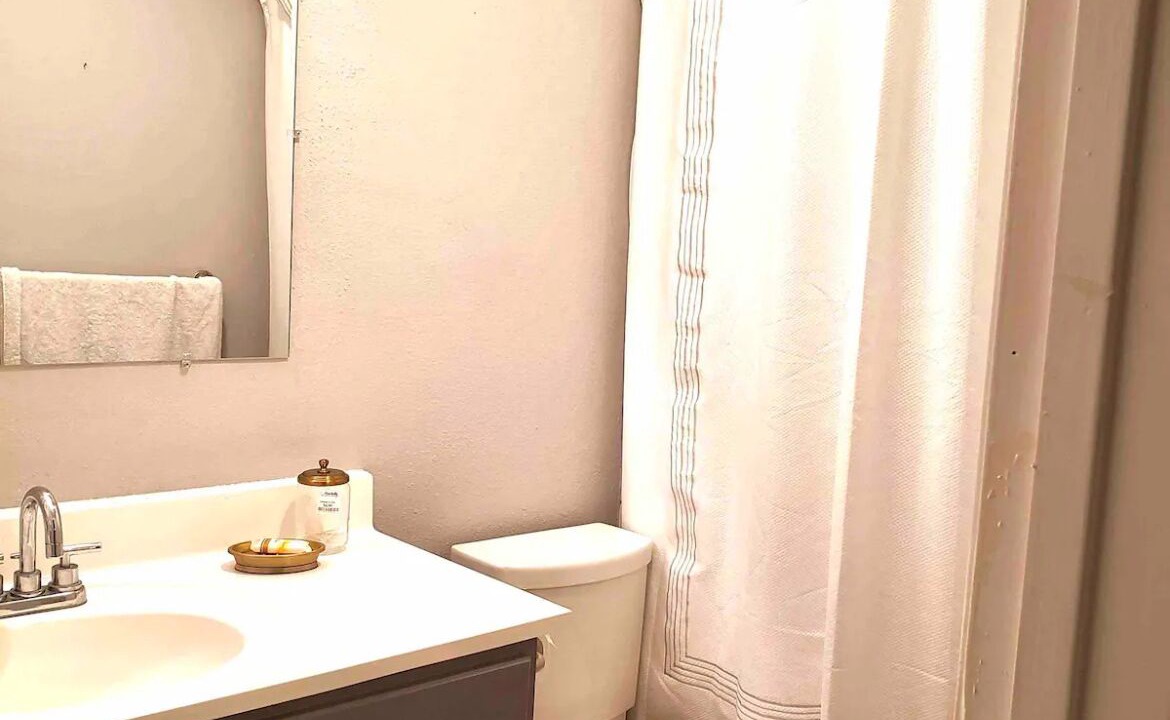 Photo of Bathroom in Olmos Park