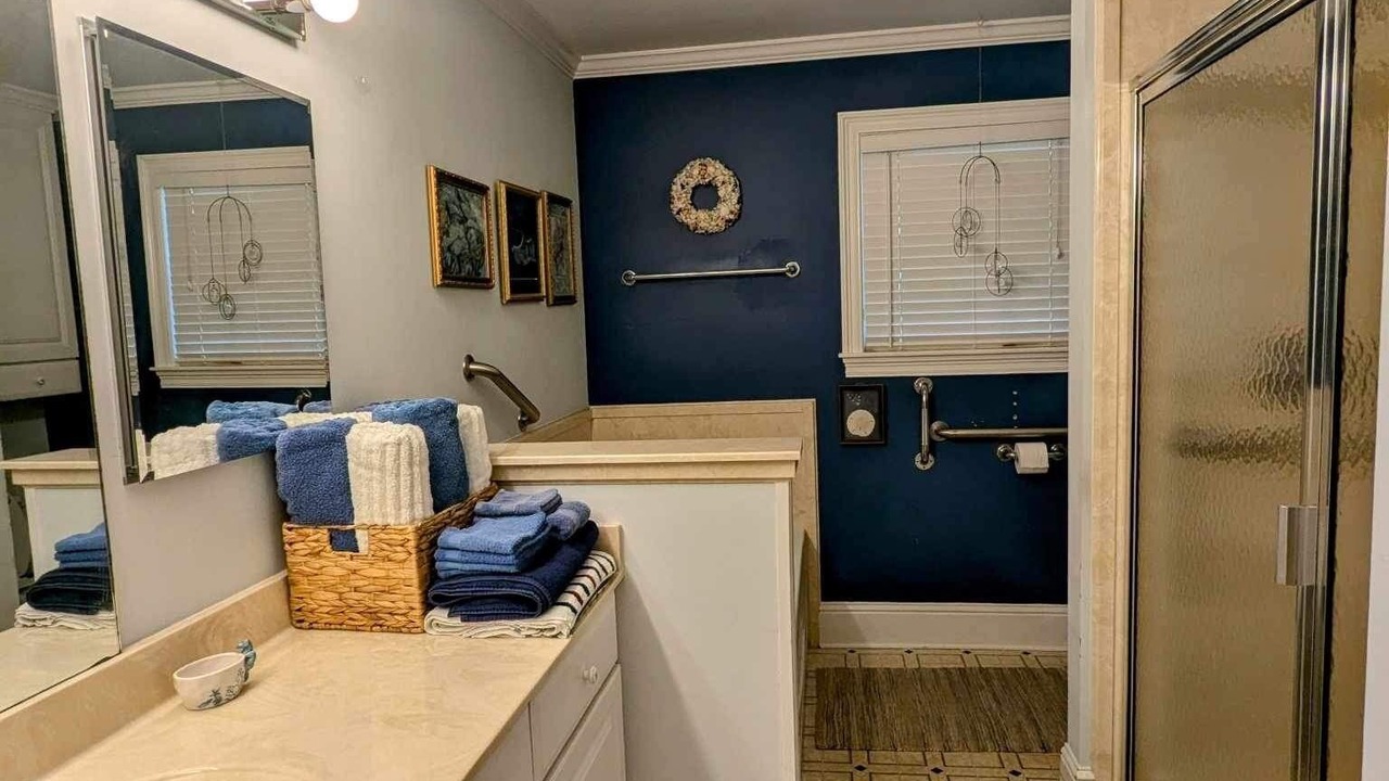 Photo of Bathroom in Saucier