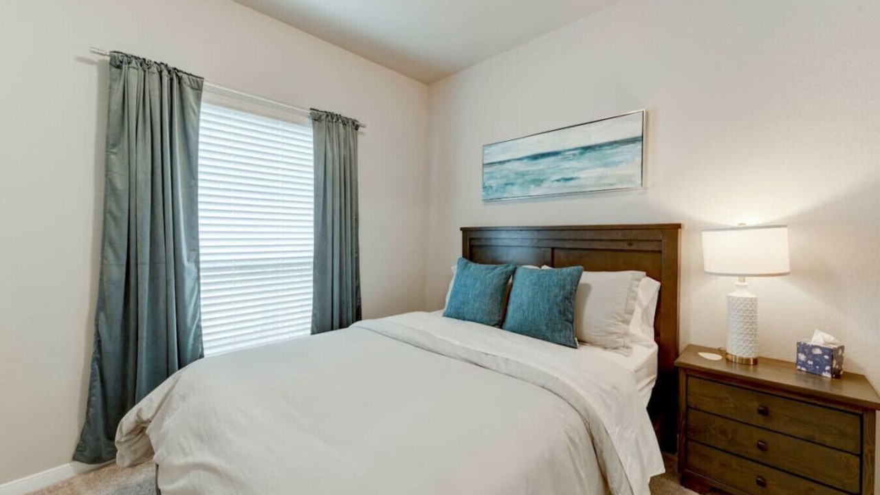 Photo of Bedroom in Troy