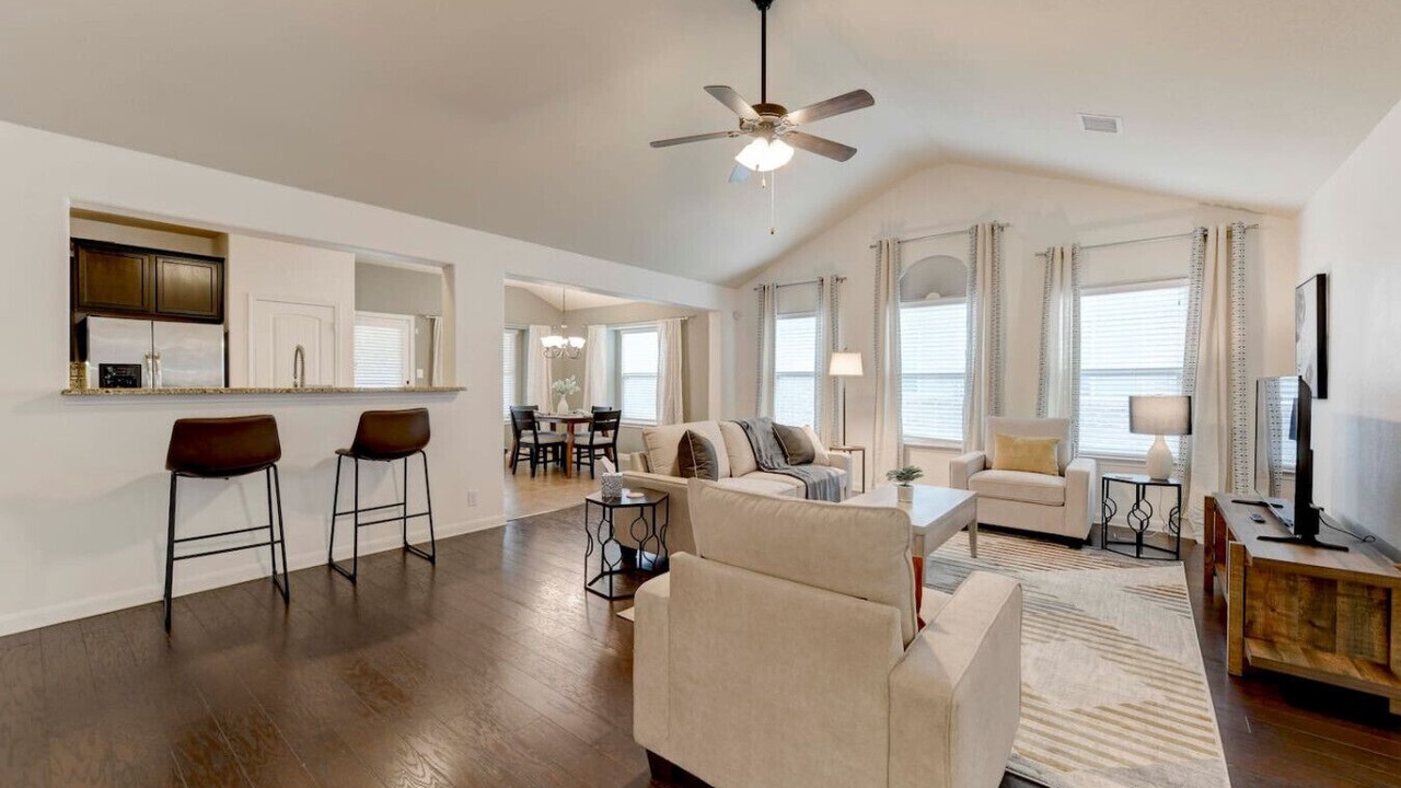 Photo of Livingroom in Cedar Park