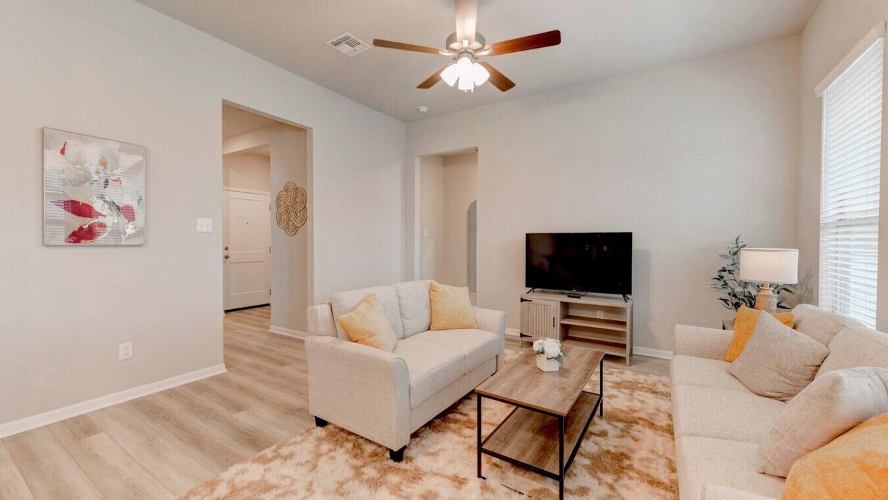 Photo of Livingroom in Bell County