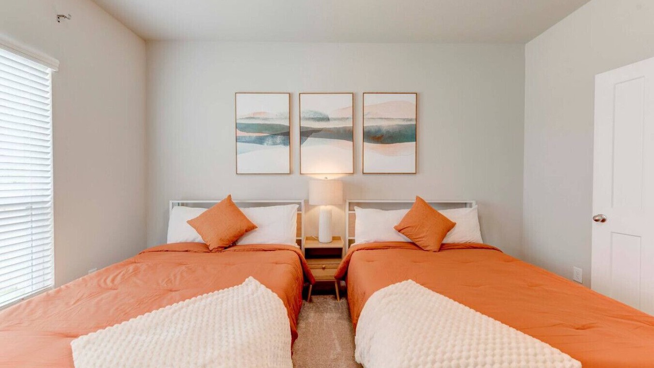 Photo of Bedroom in Troy