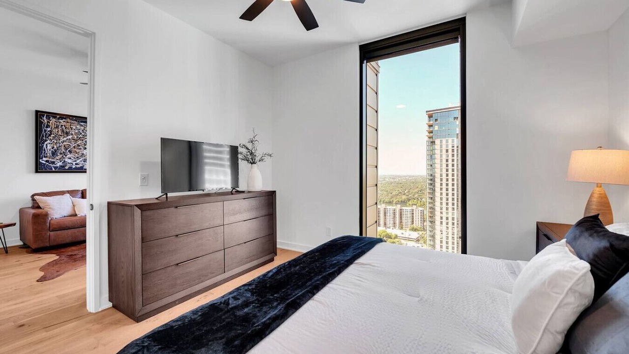 Photo of Bedroom in Rainey Street Historic District