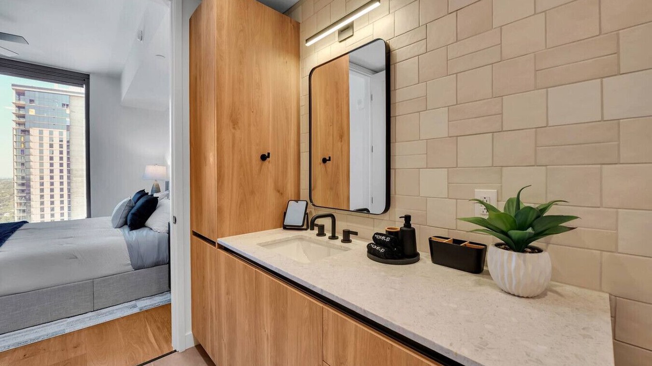 Photo of Bathroom in Rainey Street Historic District