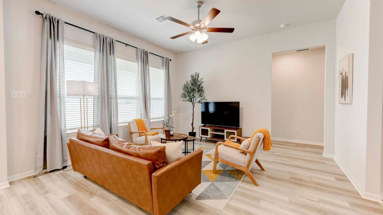 Photo of Livingroom in Troy