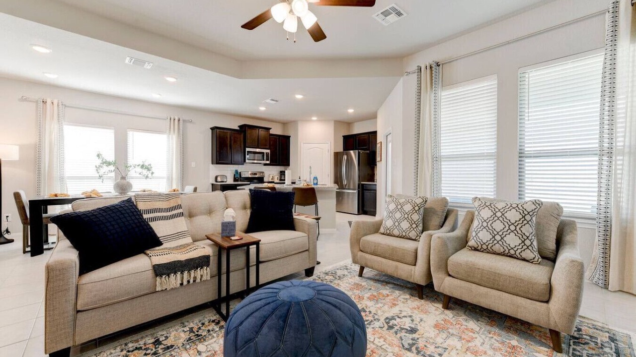 Photo of Livingroom in Jarrell