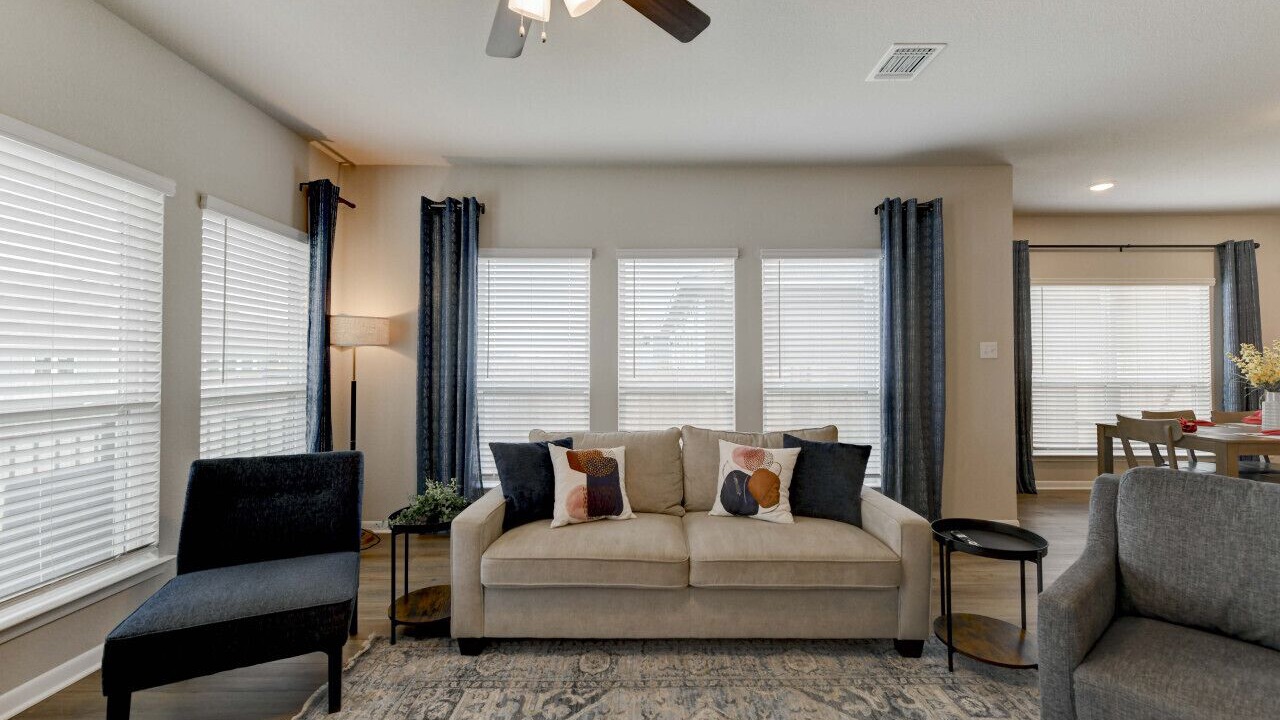 Photo of Livingroom in Hutto