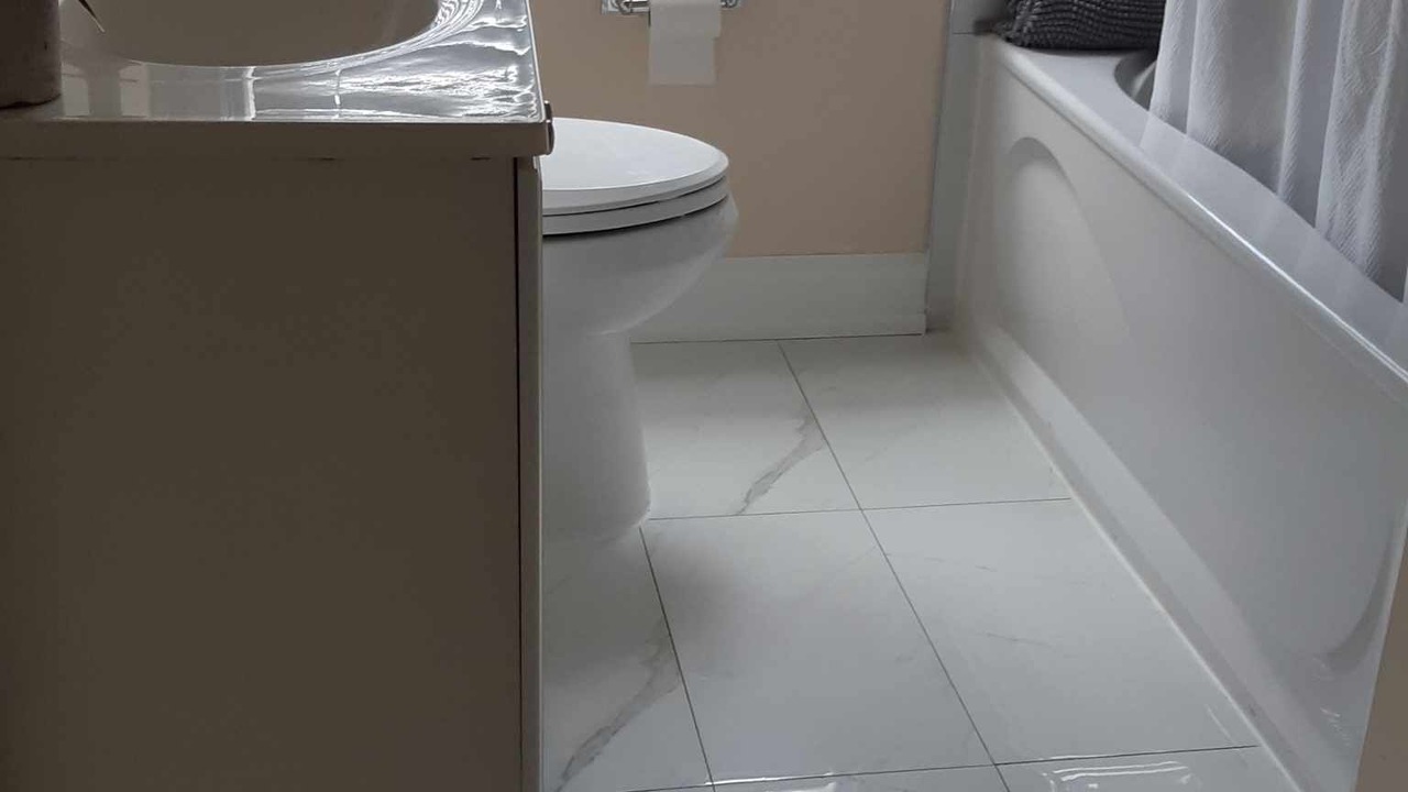 Photo of Bathroom in Niagara Falls