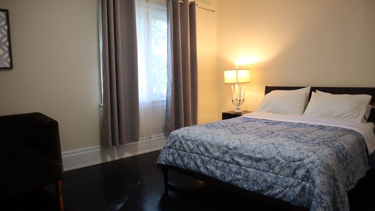 Photo of Bedroom in Niagara Falls