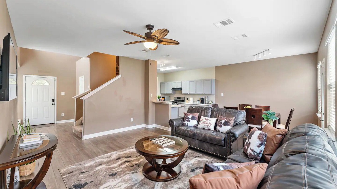Photo of Livingroom in Barker