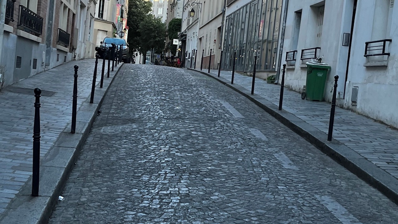 Photo of Bedroom in 13th Arrondissement