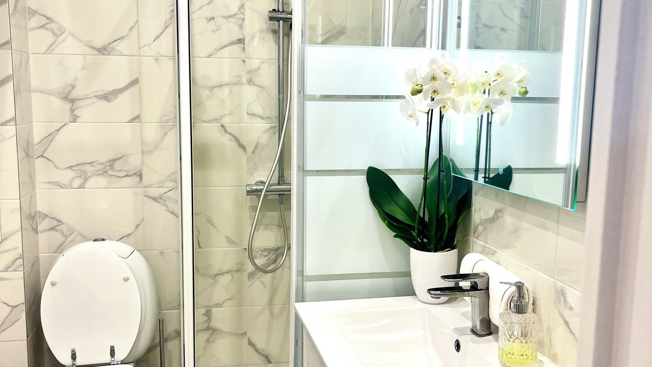 Photo of Bathroom in 13th Arrondissement