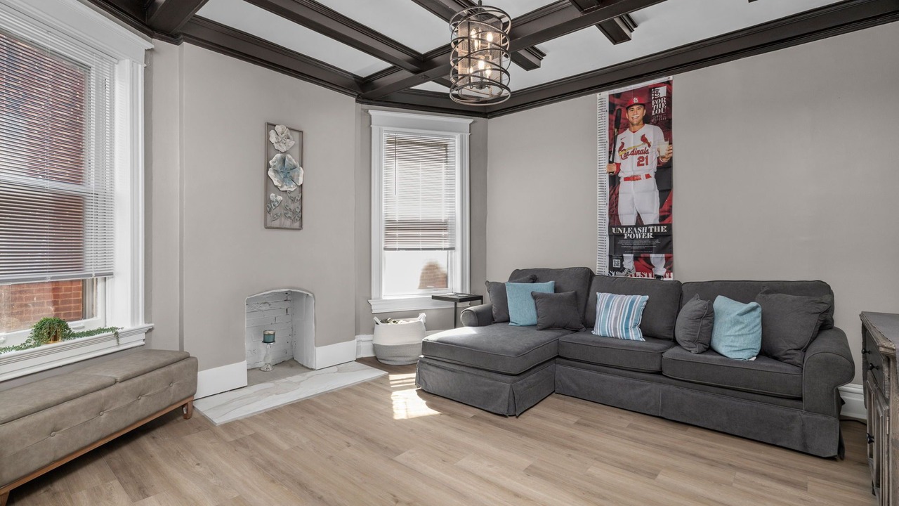 Photo of Livingroom in St. Louis