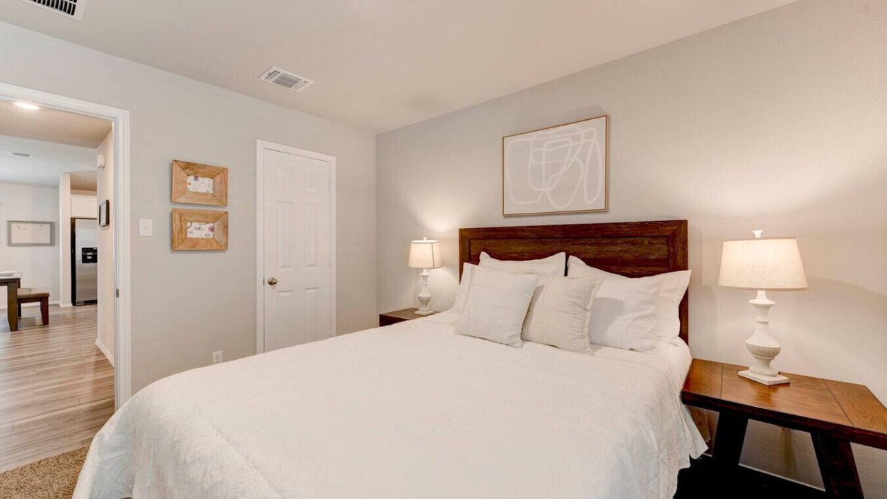 Photo of Bedroom in Temple