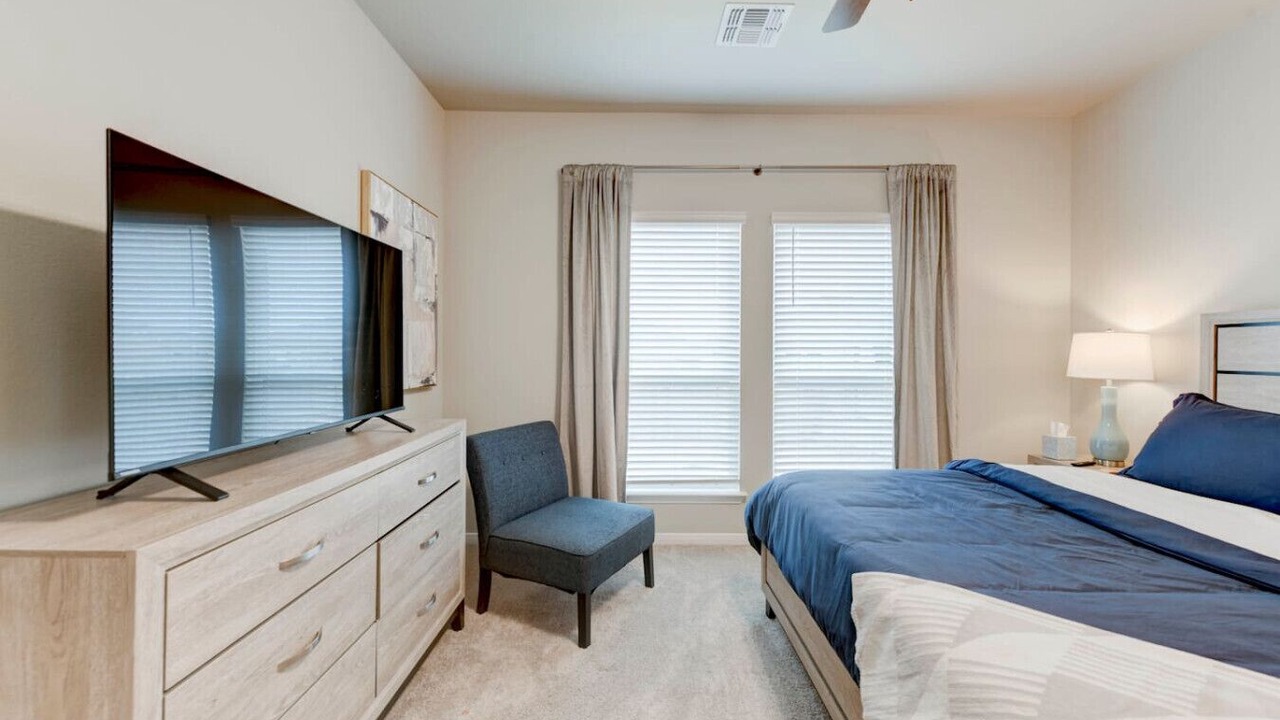 Photo of Bedroom in Troy