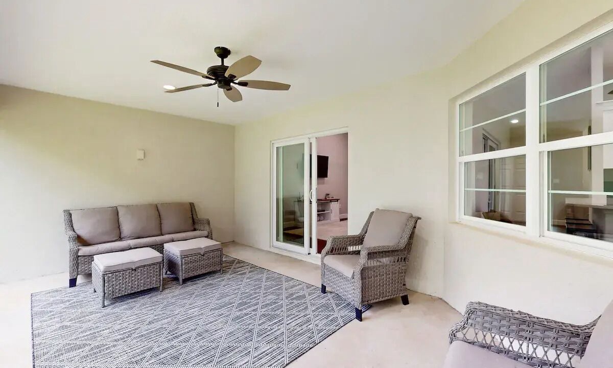 Photo of Livingroom in Brooksville