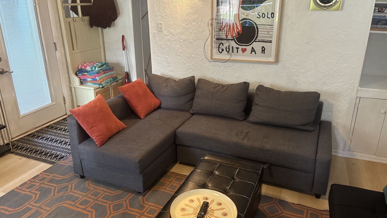 Photo of Livingroom in Miller Beach