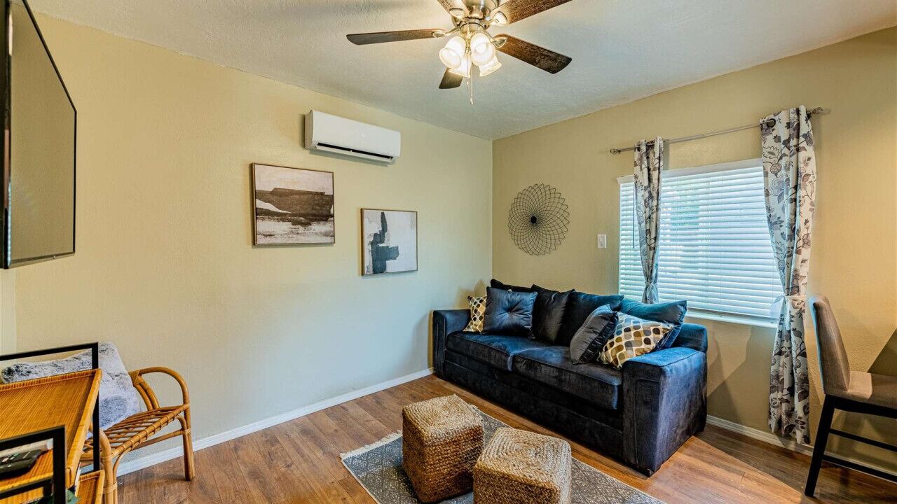 Photo of Livingroom in Albuquerque