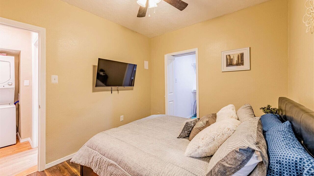 Photo of Bedroom in Albuquerque