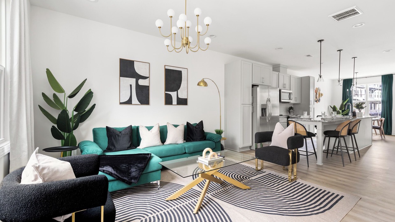 Photo of Livingroom in Northeast Raleigh