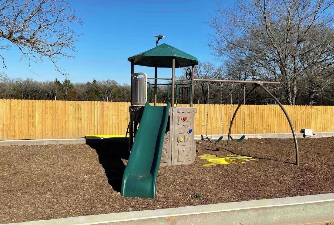 Photo of Others in Mansfield