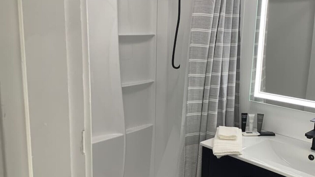 Photo of Bathroom in Downtown Klamath Falls