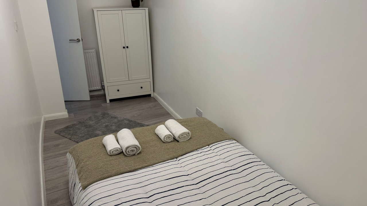 Photo of Bedroom in Tottenham Green