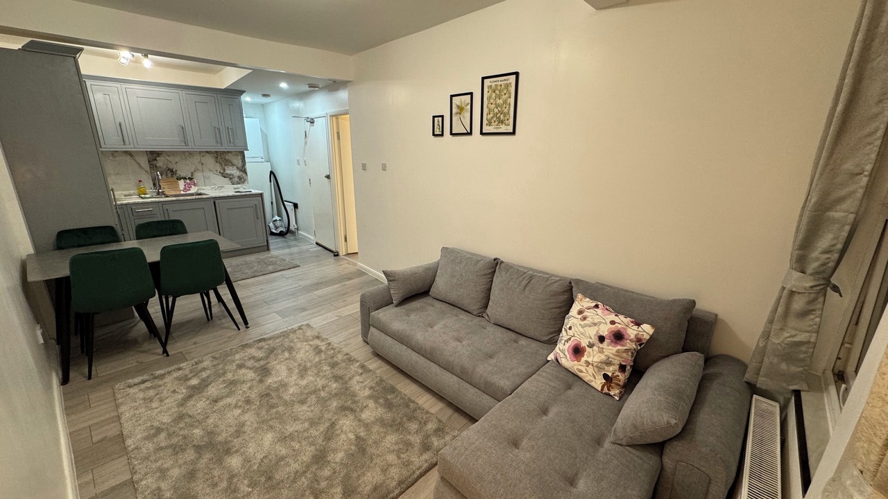 Photo of Livingroom in Tottenham Green