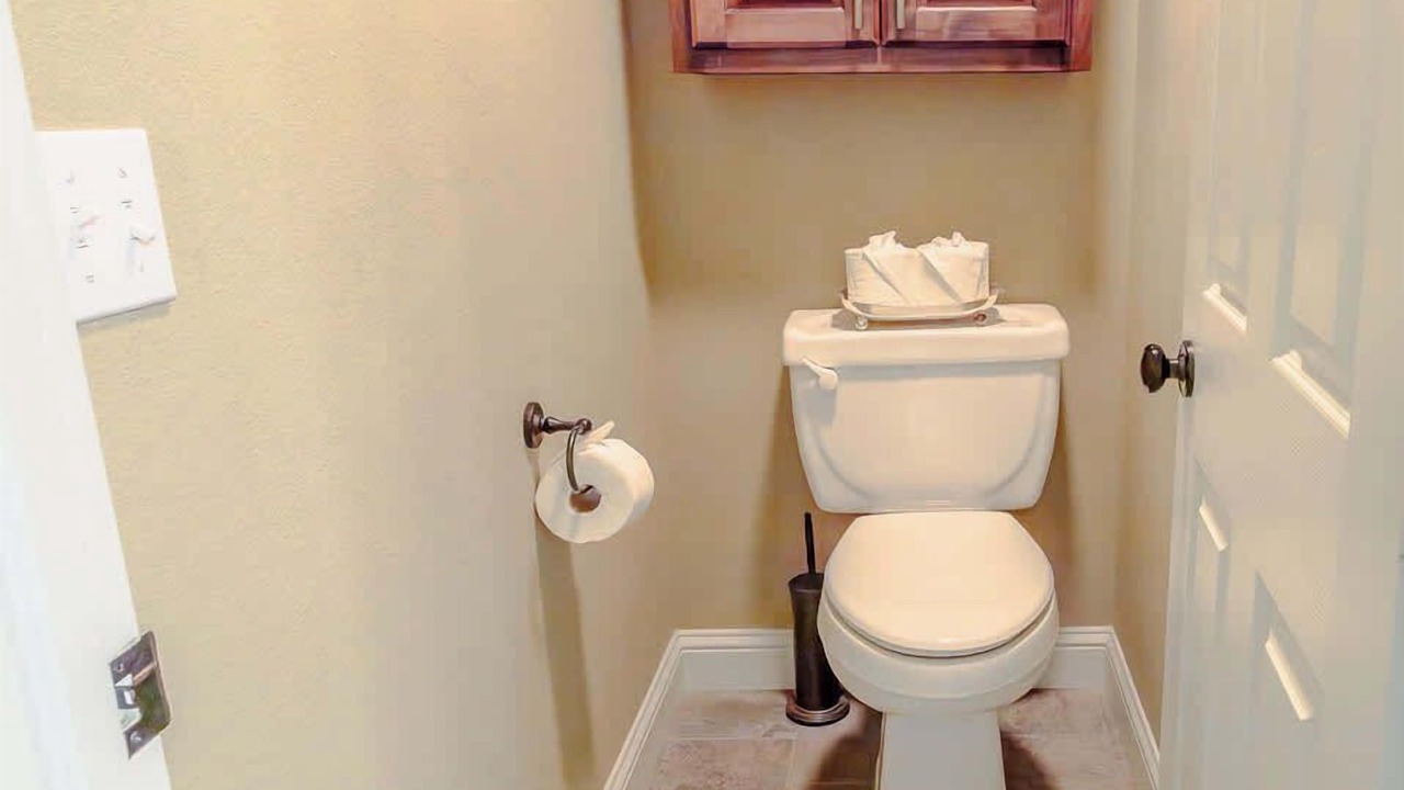Photo of Bathroom in Eureka Springs Historic District