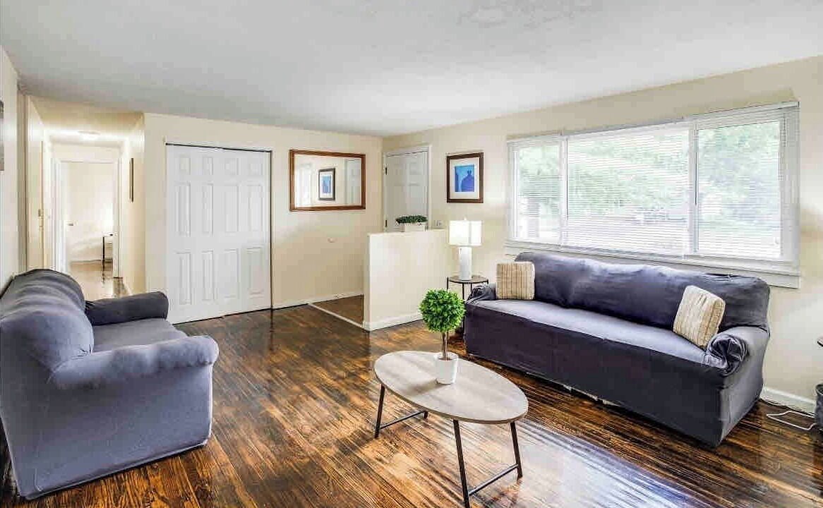 Photo of Livingroom in Rochester