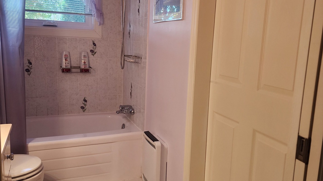 Photo of Bathroom in Saint-Emile