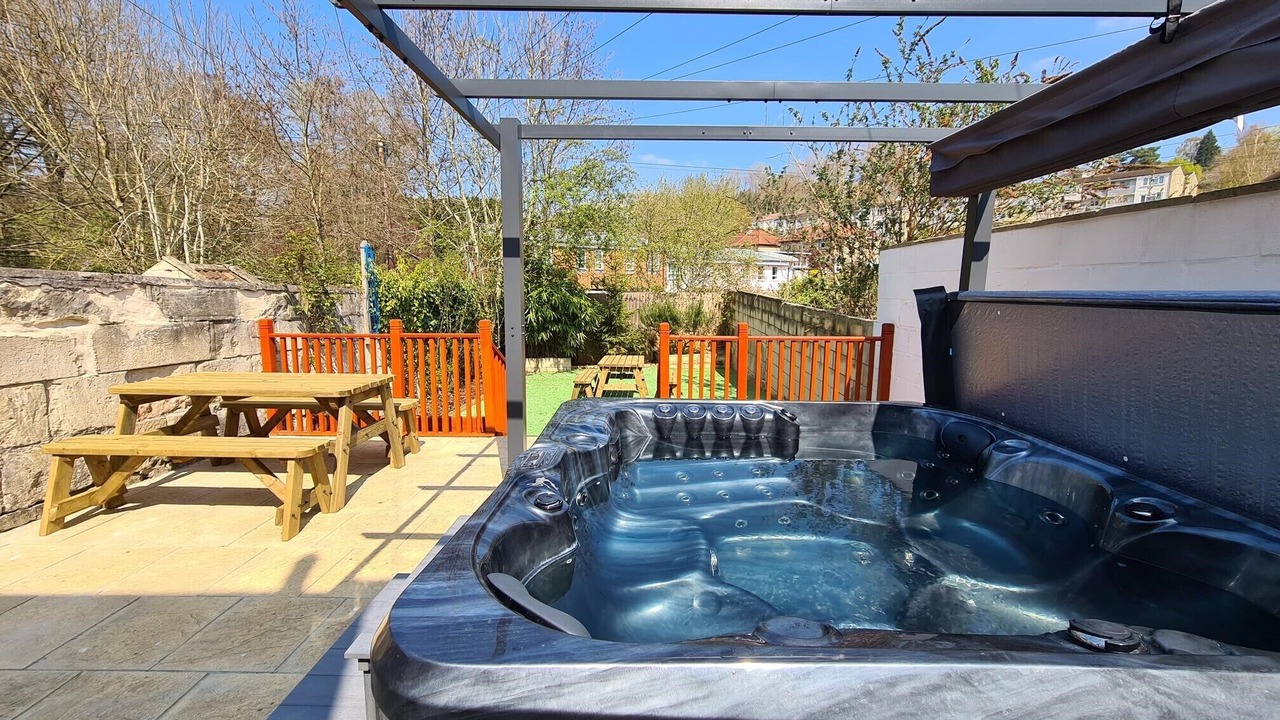 Photo of Outdoor in Bathampton