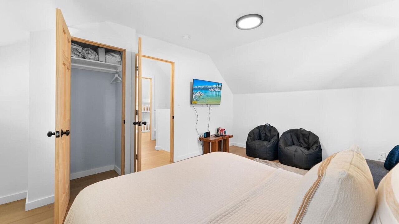 Photo of Bedroom in Brockway