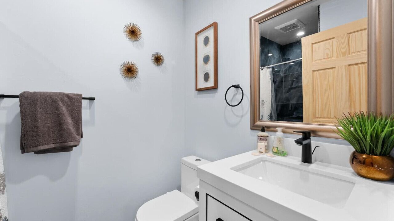 Photo of Bathroom in Brockway