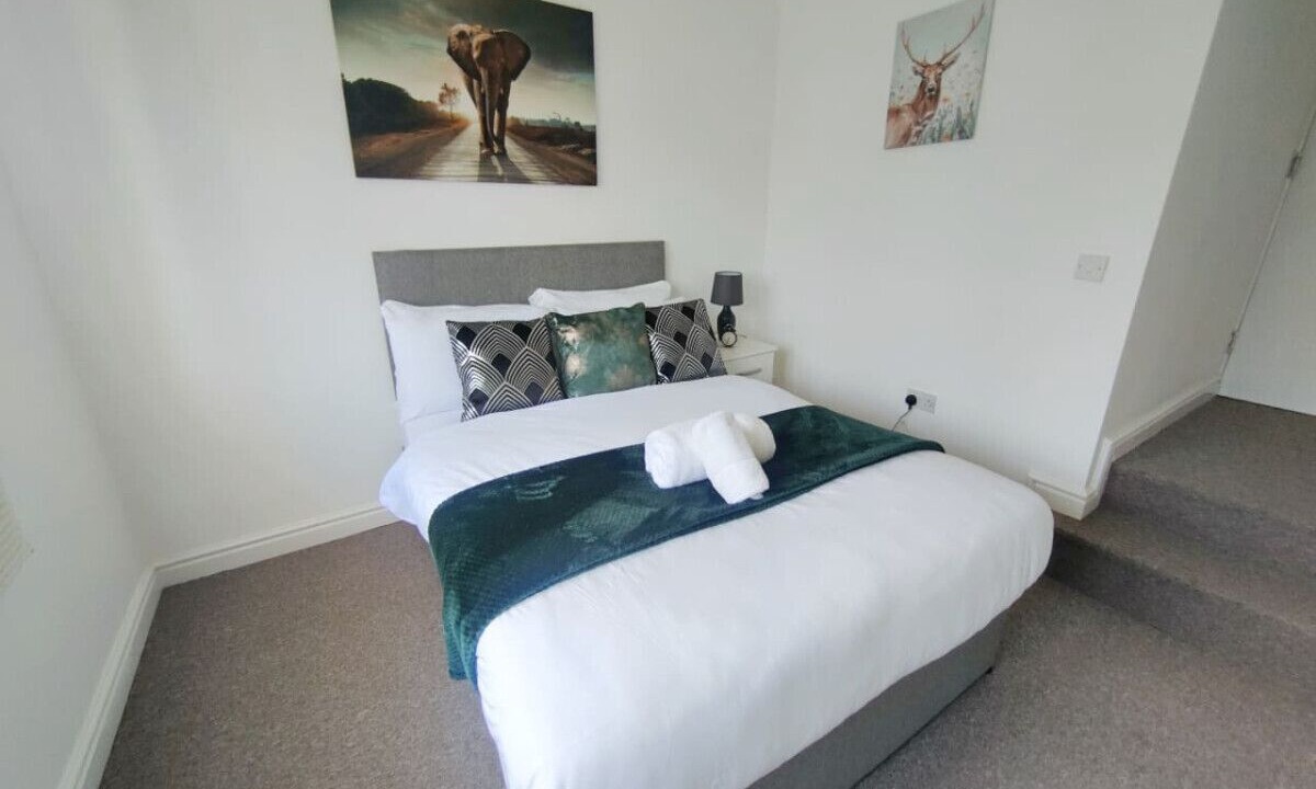 Photo of Bedroom in Weston on Trent
