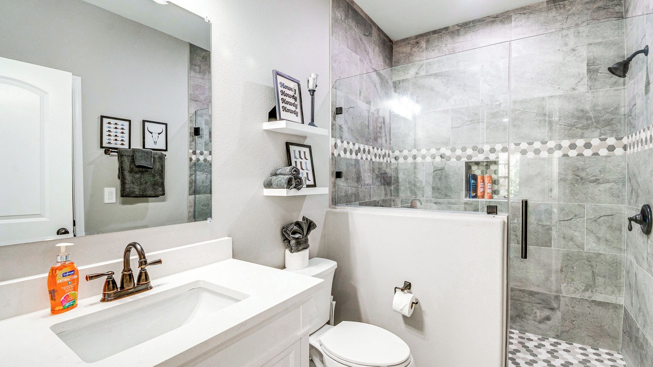 Photo of Bathroom in Washington