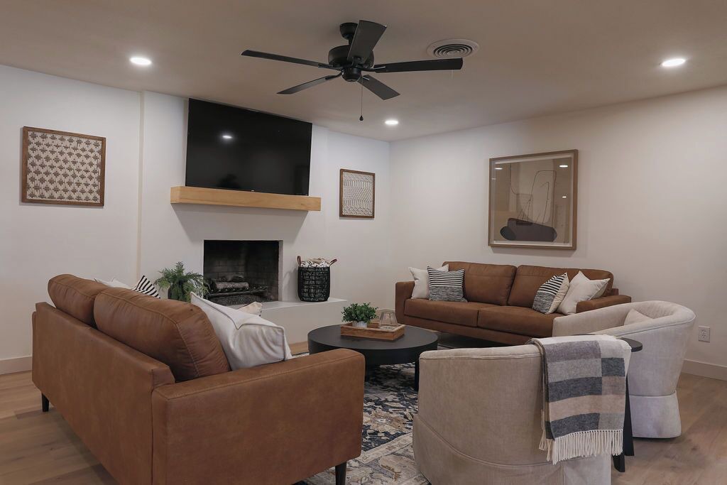 Photo of Livingroom in Bowie