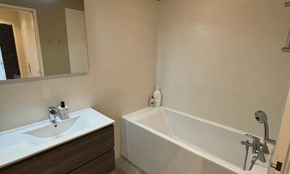 Photo of Bathroom in Les Cordeliers