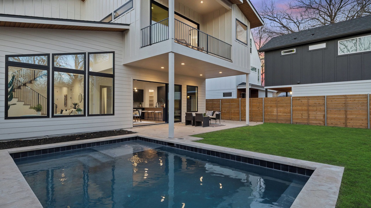 Photo of Outdoor in Govalle