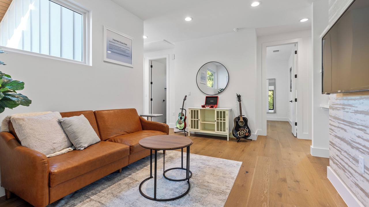 Photo of Bedroom in Govalle