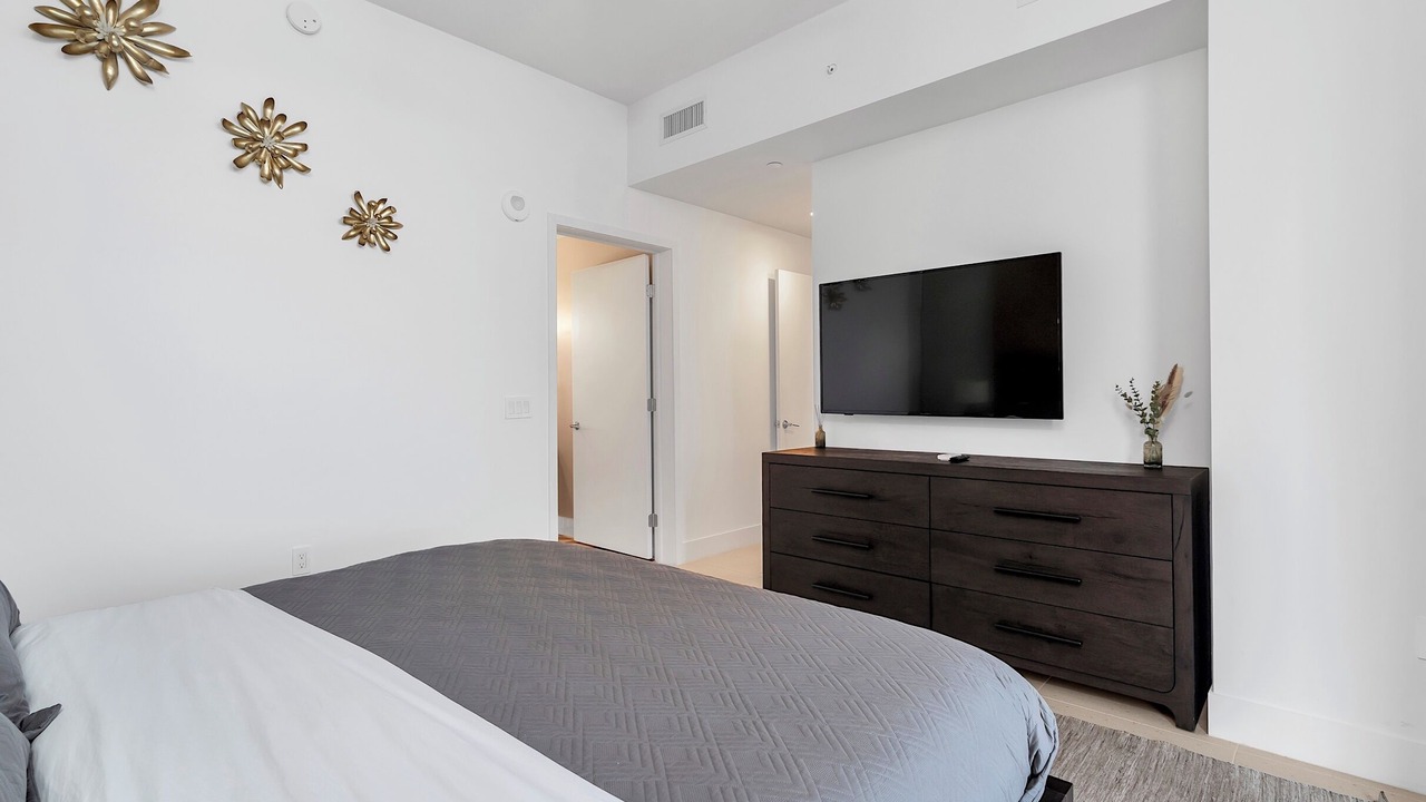 Photo of Others in Downtown Miami