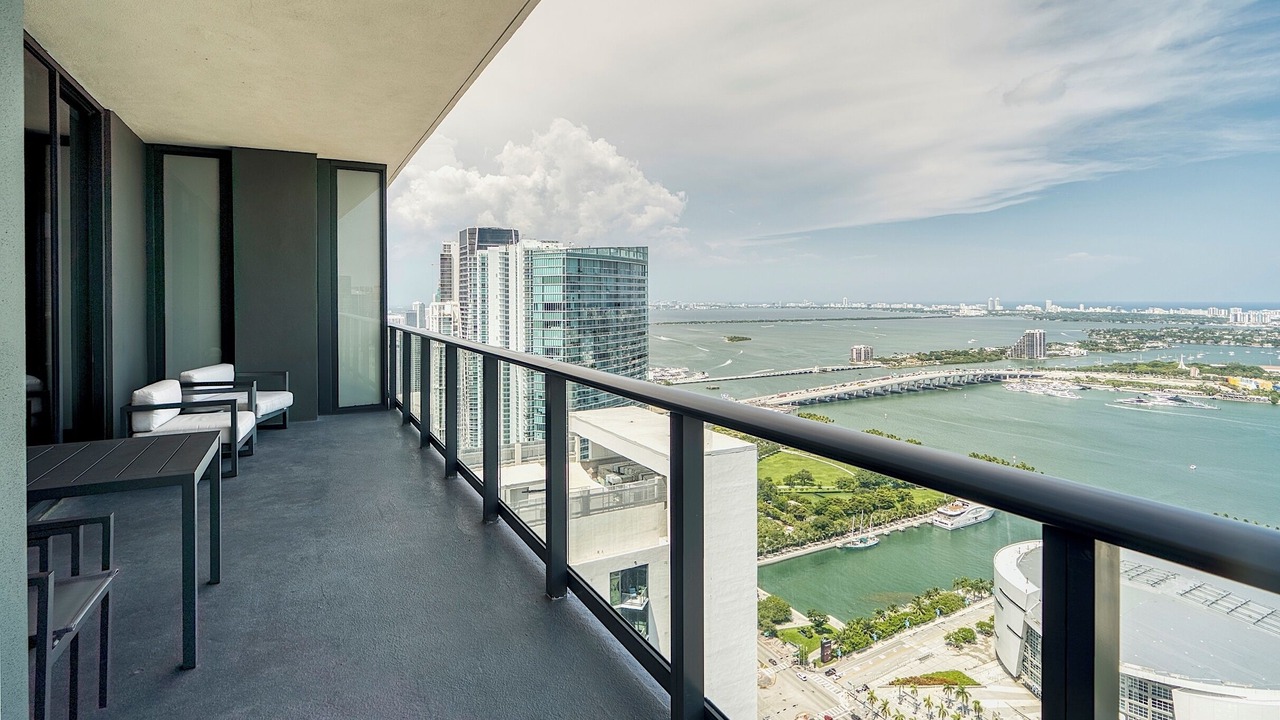 Photo of Others in Downtown Miami