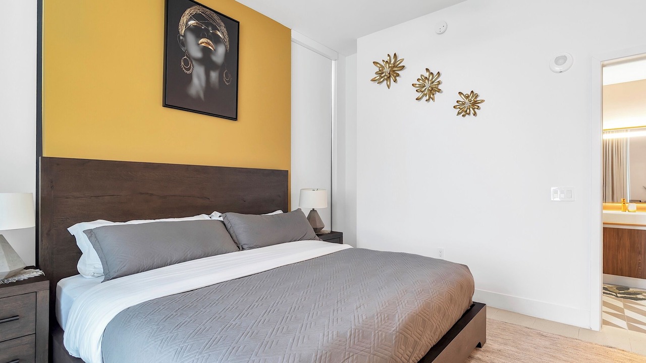 Photo of Others in Downtown Miami