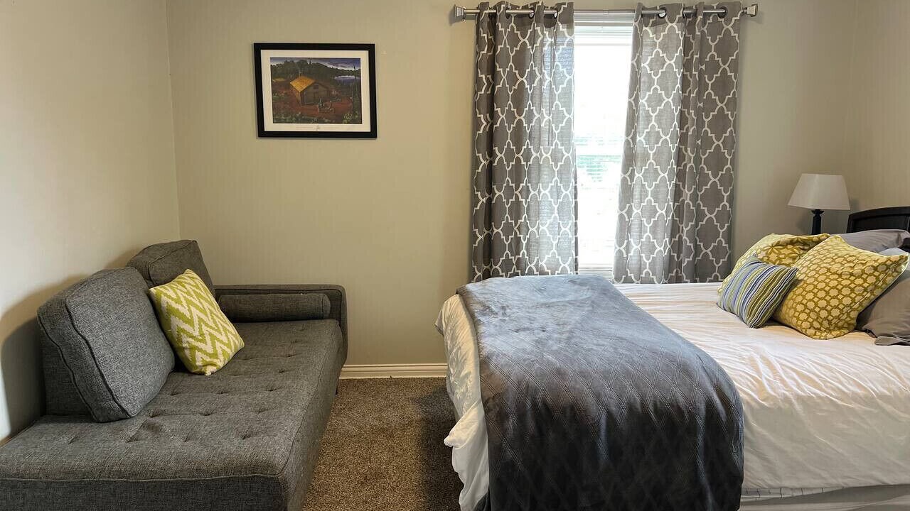 Photo of Bedroom in Northeast South Bend