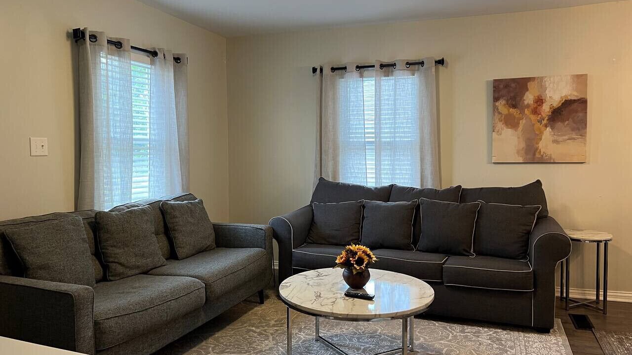 Photo of Livingroom in Northeast South Bend