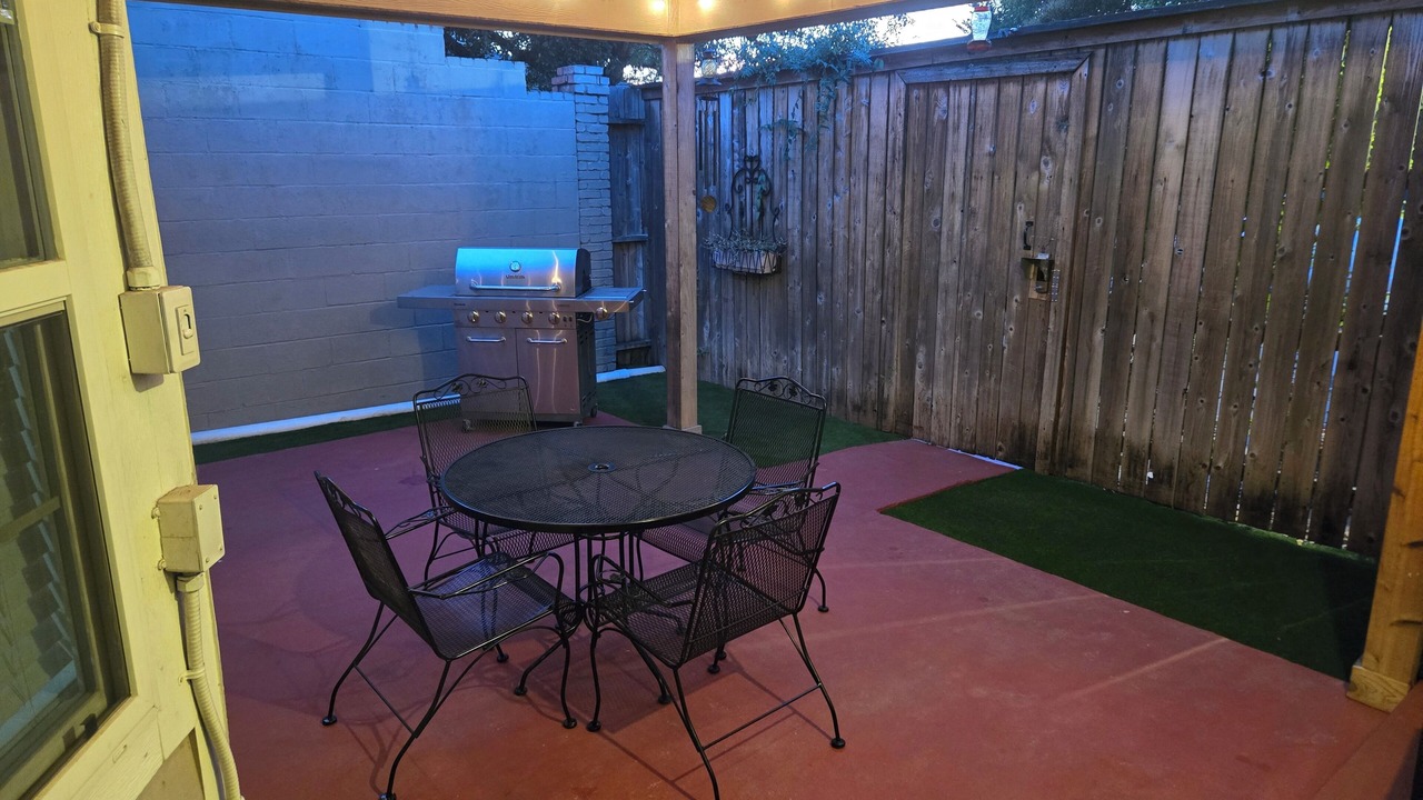 Photo of Outdoor in Bryan