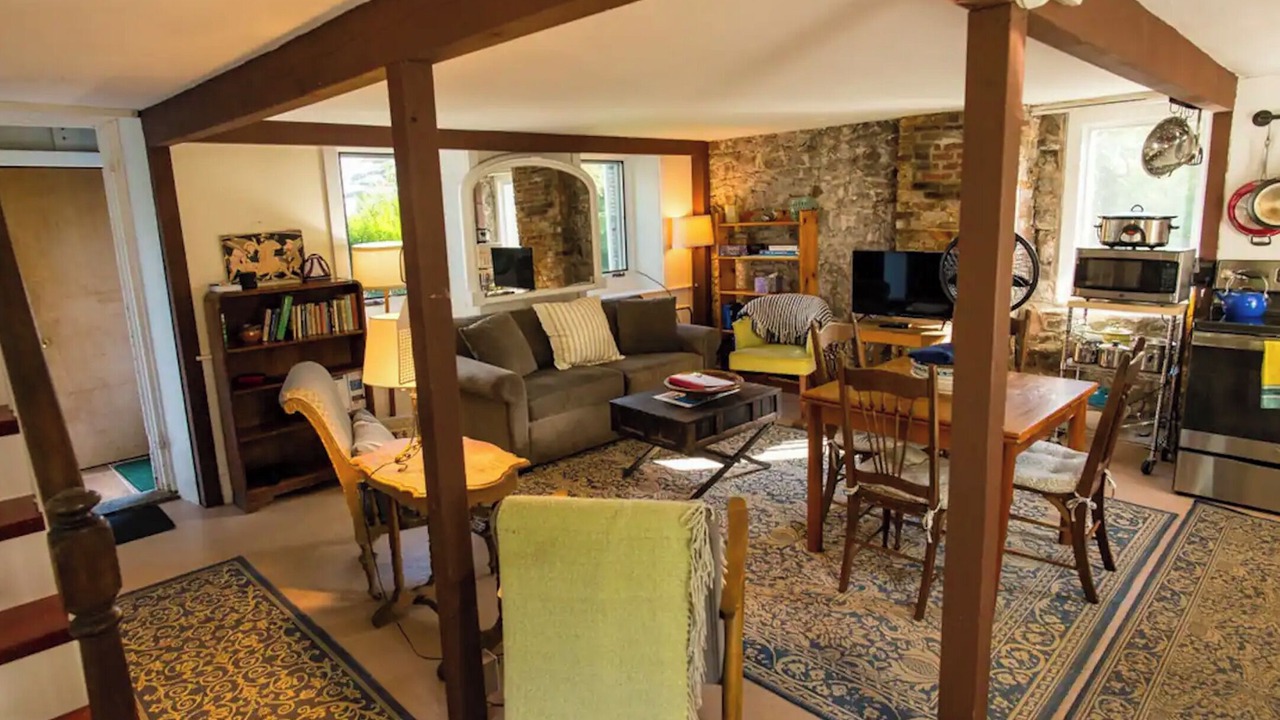 Photo of Livingroom in Gloucester