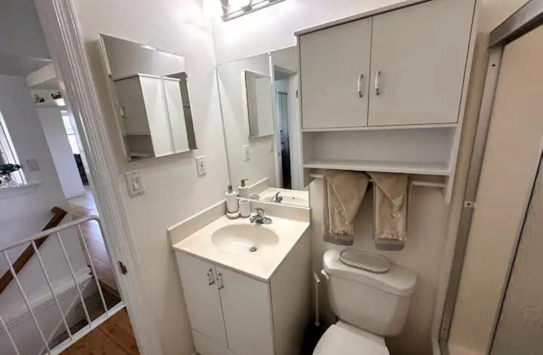 Photo of Bathroom in Colington Harbour